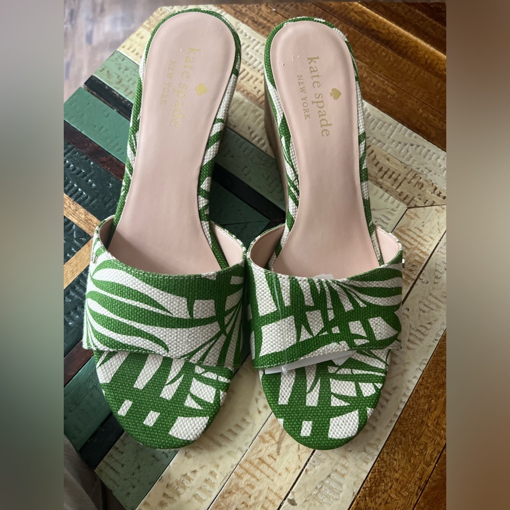 Kate Spade Mileena wedge shoes sandals green bamboo size 7 New